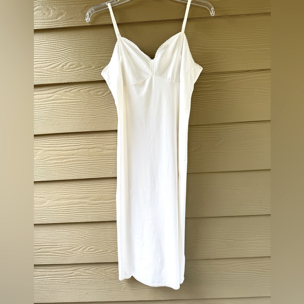 Vintage Vanity Fair Full Slip Off White Nylon Lace Made in USA Size 34 L - Picture 3 of 8